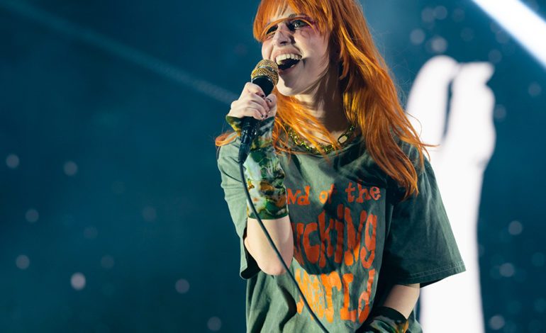 Paramore Cancel Remainder Of U.S. Tour Dates As Hayley Williams Recovers From Lung Infection