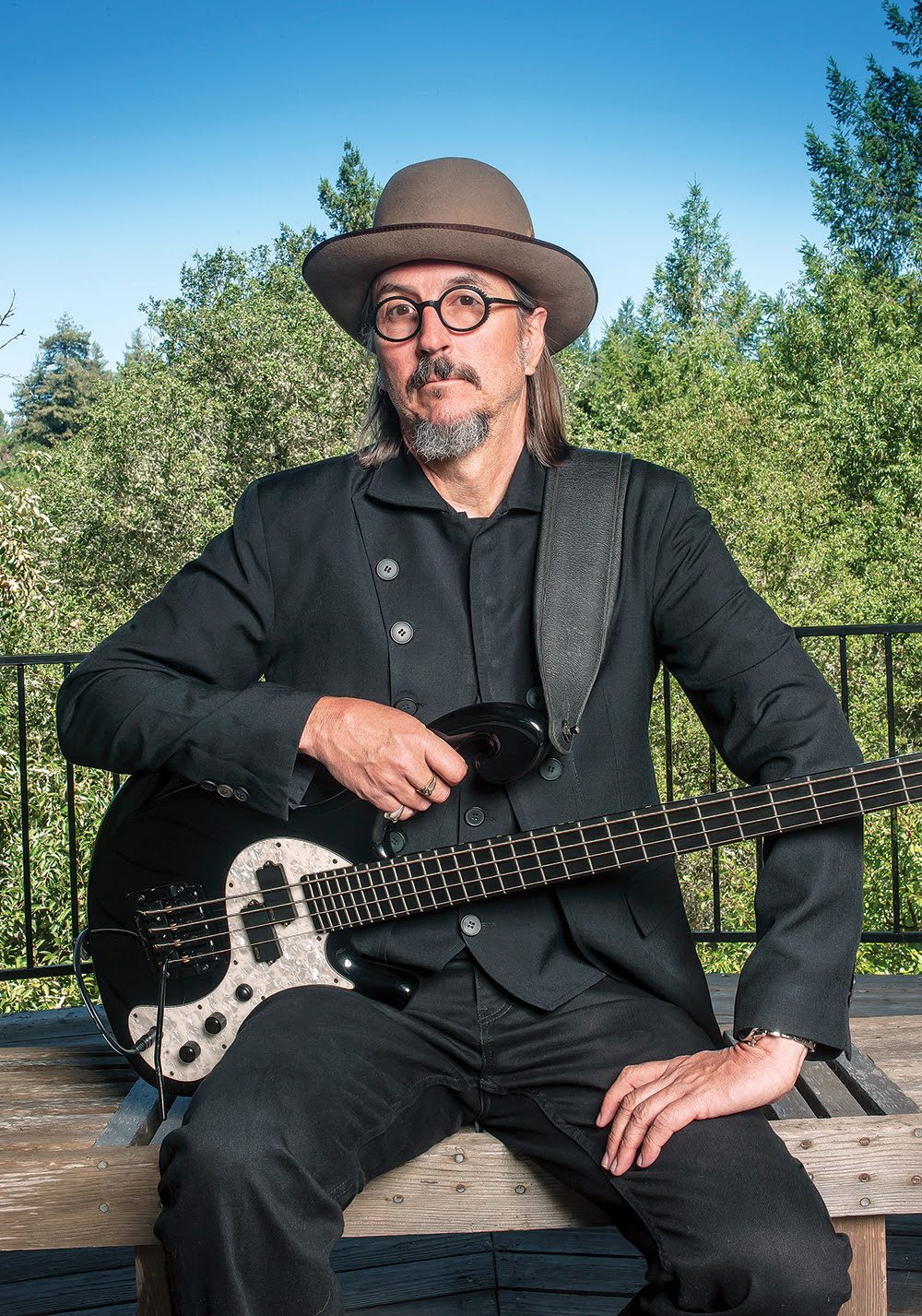 Les Claypool’s Frog Brigade Announce Fall 2023 Hunt For Green Tour –