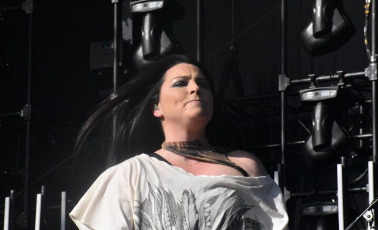 Evanescence’s Amy Lee Joins Within Temptation On “The Reckoning (Live)”