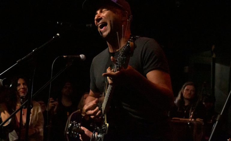 Tom Morello Joins Peter Frampton On New Protest Song “Lions At The Gate”