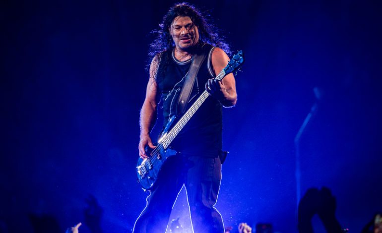 Robert Trujillo Says He’s Open To Singing For Metallica Again