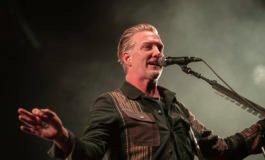Josh Homme Covers "Night Prowler" by AC/DC During Dean Delray's Bon Scott Tribute Concert