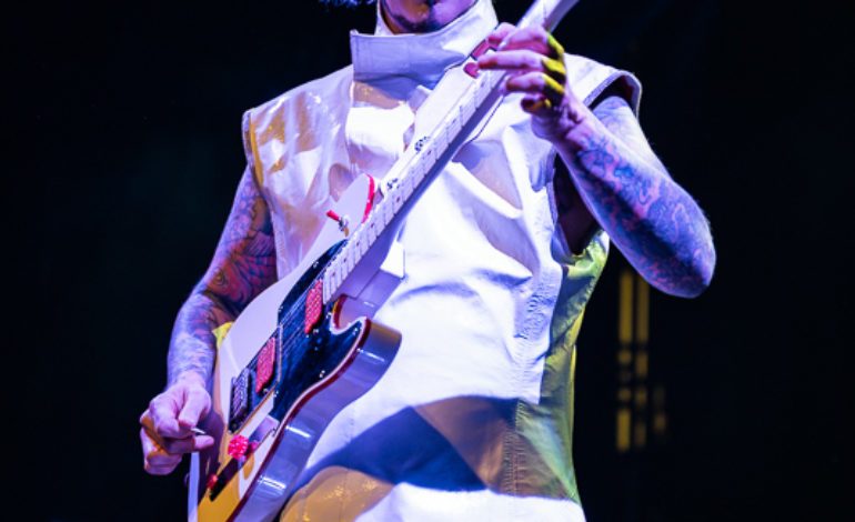 John 5 Doesn’t Know if Mötley Crüe’s New Album Will Get Recorded “But Whatever They Do, I’ll Be There”