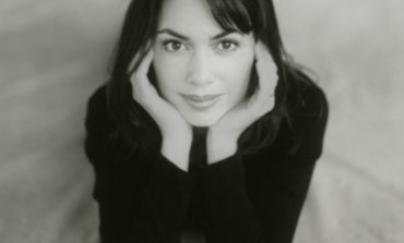 Susanna Hoffs Announces Release of Previously Unreleased 1999 Album The Lost Record For October 2024 Release