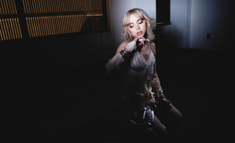 Sophie Powers Teams Up With RJ Pasin For Collaborative New Single “XO”