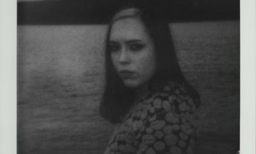 Album Review: Soccer Mommy - Evergreen (stripped)