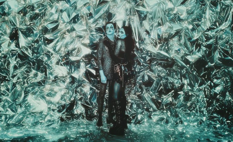 mxdwn Premiere: Aurelia & Icarus Moth Share Cathartic New Single “FRACTURED”