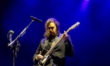 Mumford & Sons And Hozier Join Forces on New Single “Rubber Band Man”