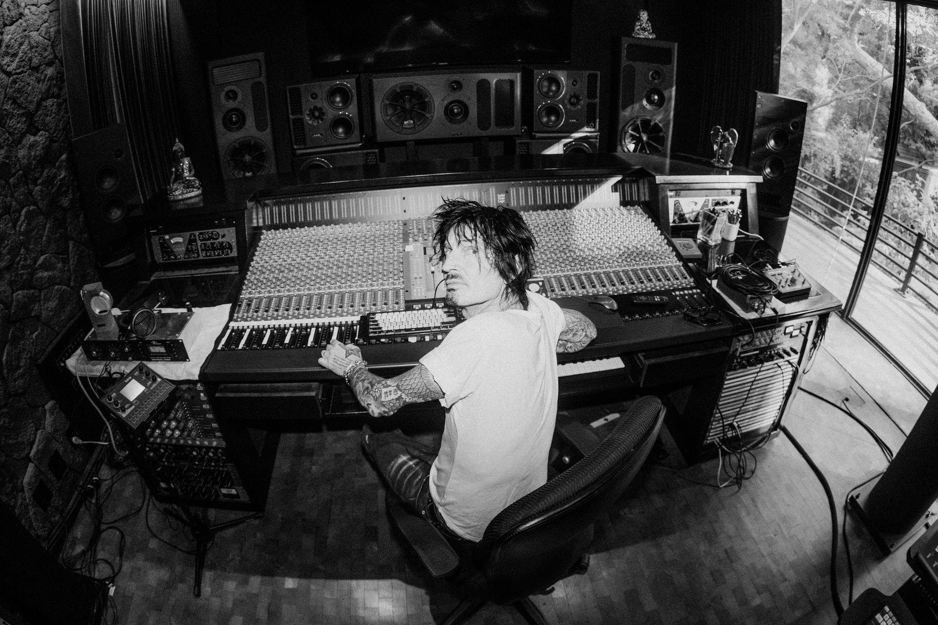 Tommy Lee Announces Reissue Of Tommyland Rides Again For May 2026 Release, Shares New Video For “Good Times” Featuring Butch Walker