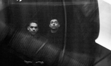 mxdwn Premiere: UNTER STRØM Unveil Electrifying Live Performance Video For "Orynth"