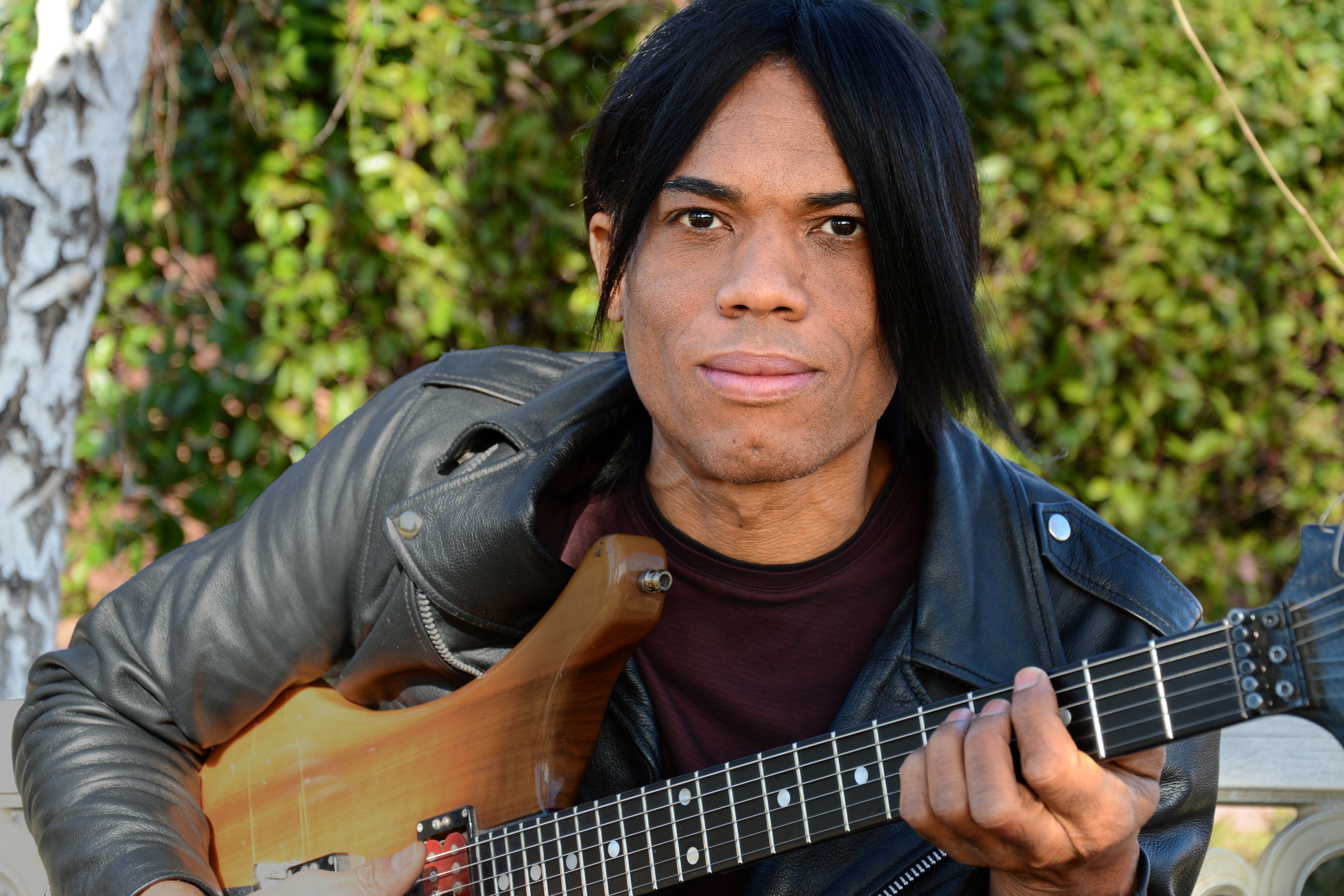 mxdwn Premiere: Stanley Jordan Returns With First New Original Composition In 14 Years "Flight of the Eagle"