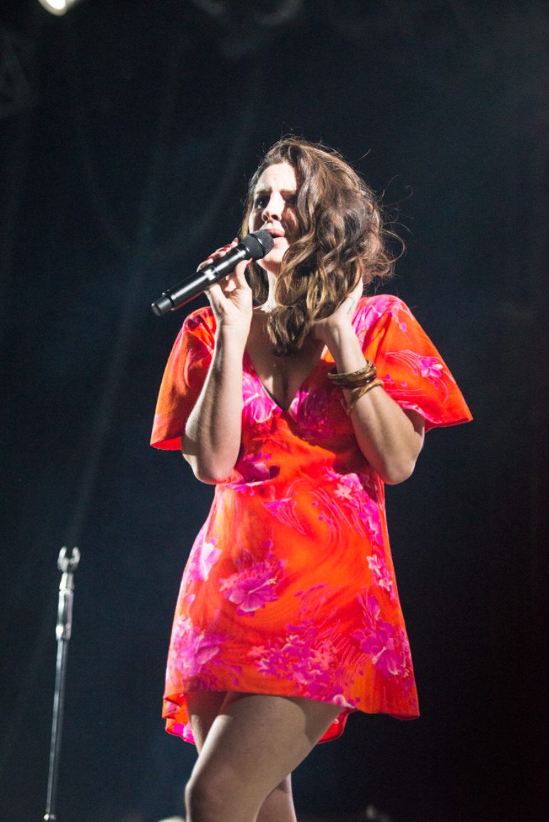 Lana Del Rey Performs “If You Lie Down With Me” Live For The First Time and Responds to Criticism of Her Tour