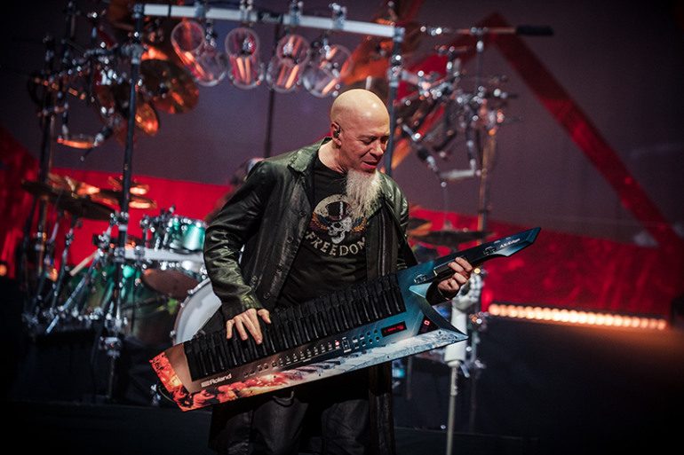 Dream Theater Covers Pink Floyd’s “Echoes” During Concert In Pompeii