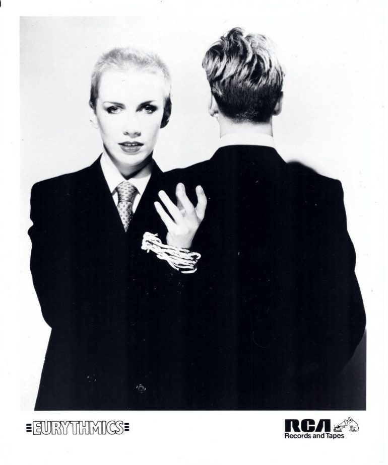 Eurythmics Reflect On The 40th Anniversary of “Sweet Dreams (Are Made Of This)”