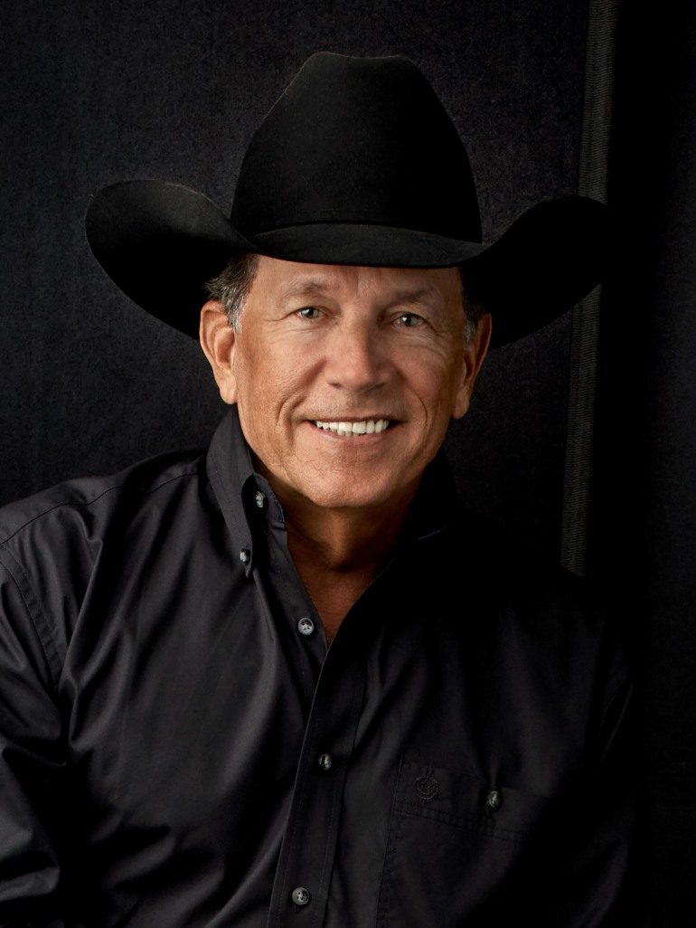 George Strait Breaks Record For Largest Ticketed Solo Concert