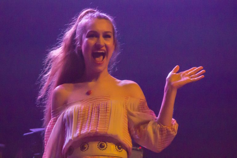 Joanna Newsom Live Debuts New Song “Rovenshere” During LA Residency Show