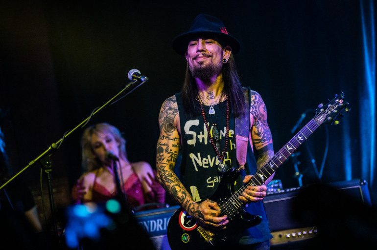 Dave Navarro Reveals “Completed Mastered” Unreleased NHC Album Featuring Late Taylor Hawkins