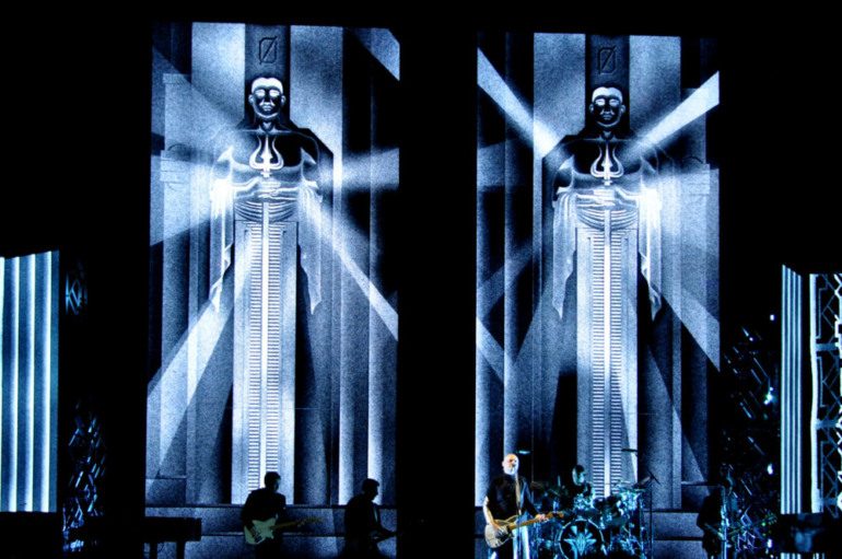 Billy Corgan Proposes The Band Goose Should Fight The Band Geese