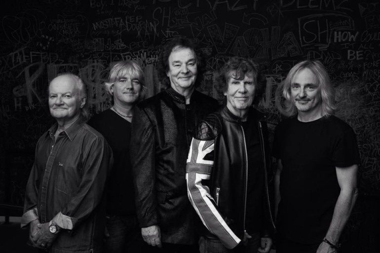 Rob Argent Of the Zombies Announces Retirement From Touring To Recover From Stroke