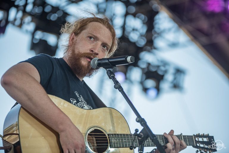 Tyler Childers Announces Summer and Fall 2025 Tyler Childers: On The Road Tour Dates