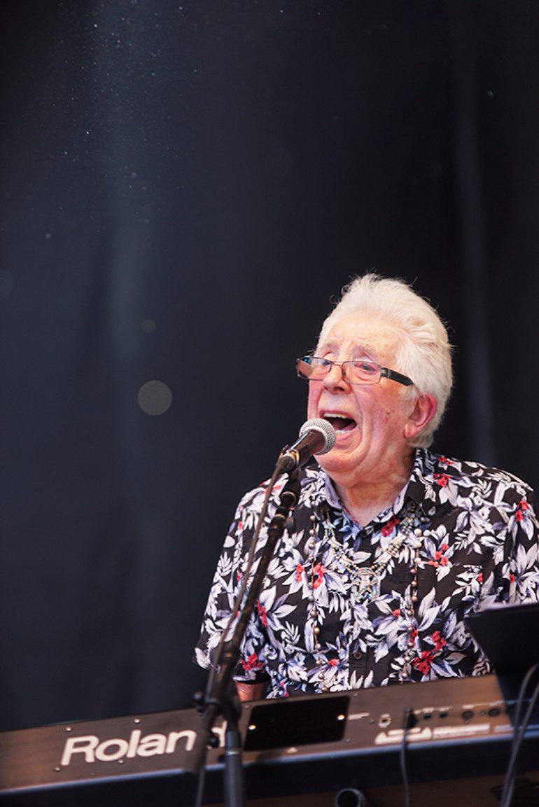 RIP: John Mayall Of Bluesbreakers With Eric Clapton Dead At 90