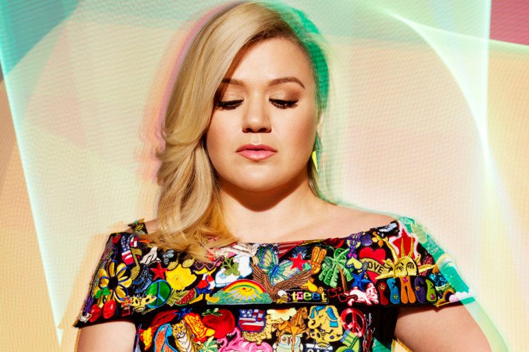 Kelly Clarkson’s “Since U Been Gone” Reaches 1 Billion Spotify Streams
