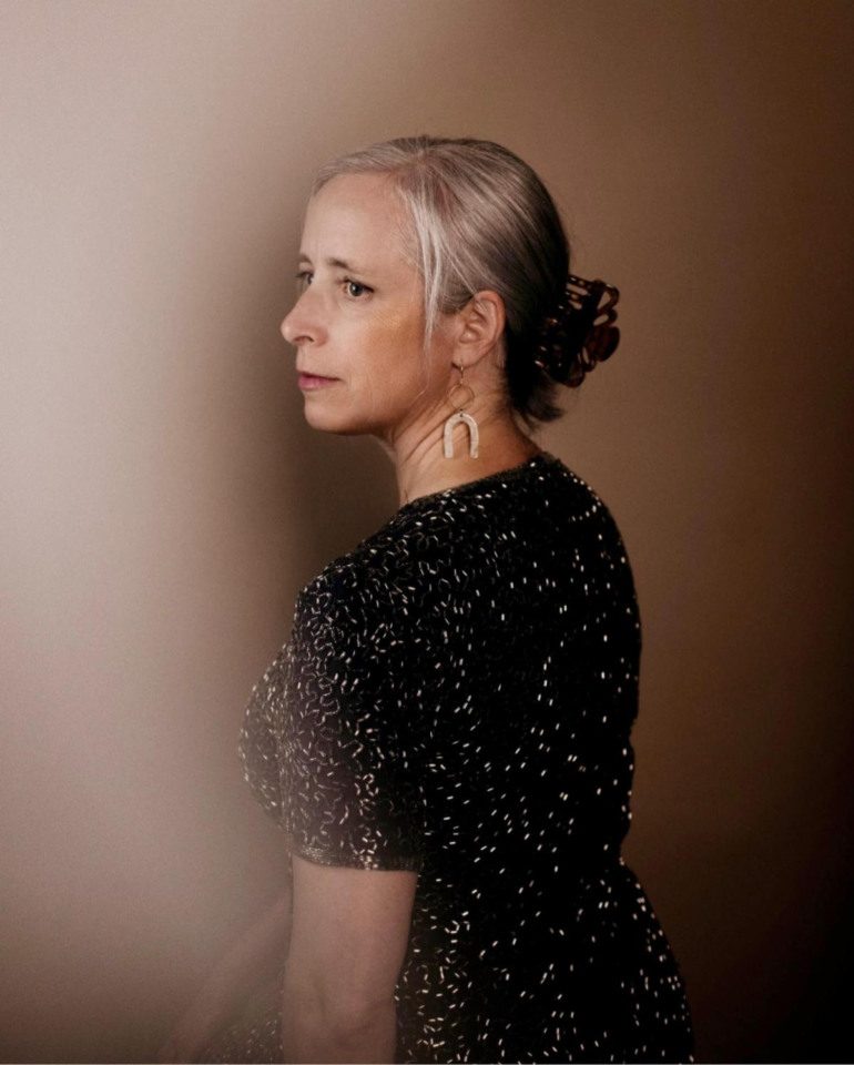 Laura Veirs Announces New Live Album Laura Veirs And The Choir Who Couldn’t Say (Live In Angouleme) For October 2025 Release