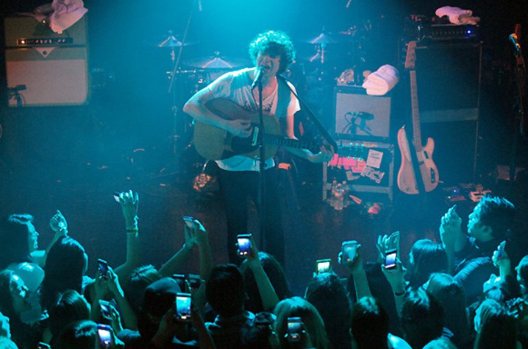 Live Review: Daisy the Great, The Vaccines & The Kooks at The Hollywood Palladium